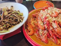 -川流不息·地道川菜·小龙虾(松东路店)