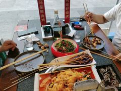 -路边边.炒菜烧烤.音乐餐厅(良乡长虹店)