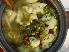 -周鱼小馆石锅酸菜鱼(活力汇店)