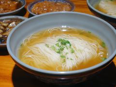 阳春汤面-老外婆本帮面(塔城路店)