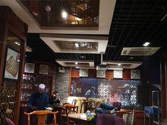大堂-老兰家传统烧烤炒菜泡馍(小南门店)