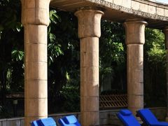 -三亚湾海居铂尔曼度假酒店