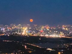 -鬼笑石后山停车场