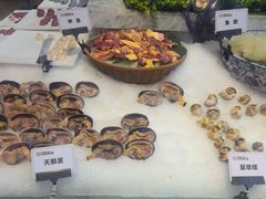 -川骄海鲜自助(王府井奥莱UP TOWN店原世界之花店)