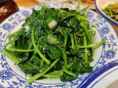 红薯苗-回家吃饭·地道南昌菜(建德观总店)