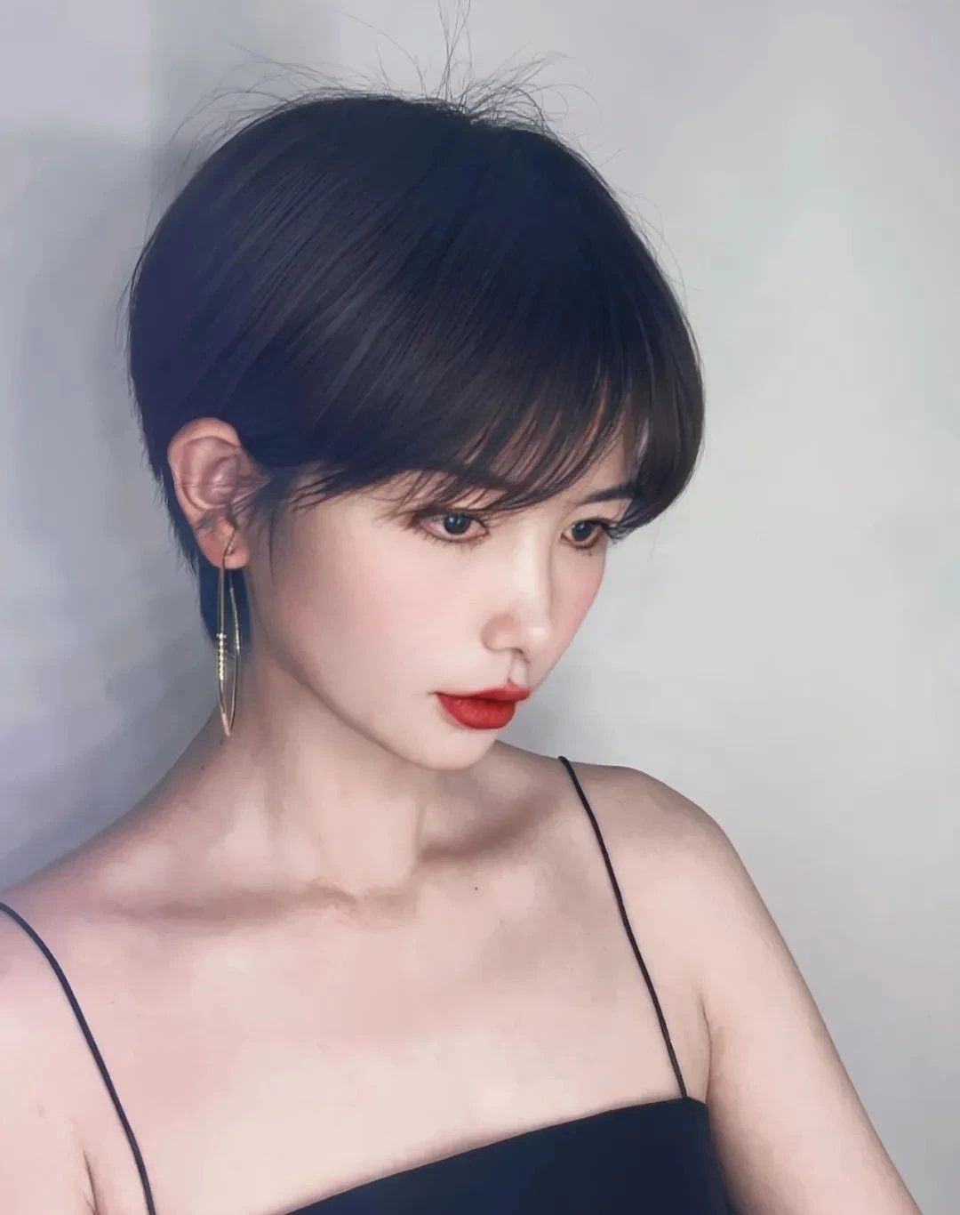 u-starry星尚护肤造型
0269♀15精灵头,俏皮又灵动的时尚发型