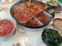 -岗上渣渣老火锅(两路口店)