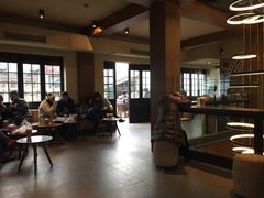 大堂-星巴克臻选(成都宽窄巷子店)