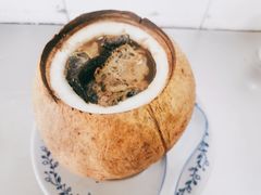 椰子炖乌骨鸡-達揚原味燉品(文明路店)