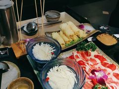 -新草堂锅物料理(泉城路店)