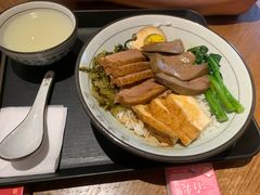 -狮头牌卤味研究所·卤味饭(花城汇南区店)