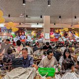 5点排队 、7点半才吃上…听说这家火锅很特别？