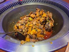 -山河屯铁锅炖(哈西站店)