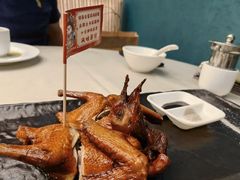 金牌红烧乳鸽-侨美食家·粤菜(体育西路店)