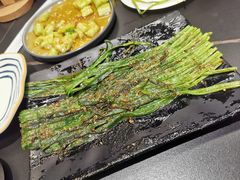 -许哥东北烧烤·铁丳烤串·宫后夹肉(繁花中心店)