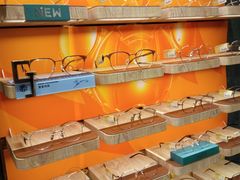 -MUJOSH木九十眼镜(月星环球港B1店)