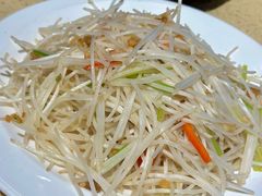 -铜锣湾·有麝自然香(重庆新天地店)