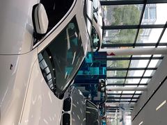 -上海宝信宝马4S店