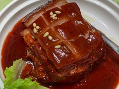 鸿运樱桃肉-大鸿运酒店·苏州菜·松鼠桂鱼(观前街店)