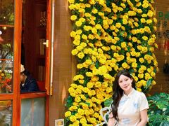 -月亮眼花园餐厅书吧酒吧