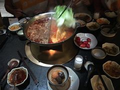 -湊湊火锅·茶憩(新中关购物中心店)