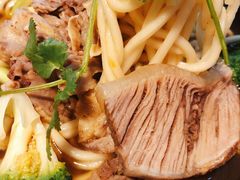 热石锅小牛排骨汤面-Moka Bros 摩卡站(西单大悦城店)