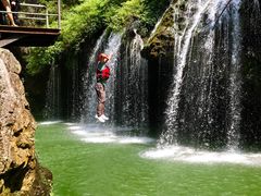 -湘西马拉河人体漂流