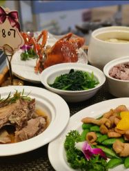 -臻康乃馨月子中心(集美店)