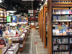 -西西弗书店&矢量咖啡(凯德晶萃广场店)