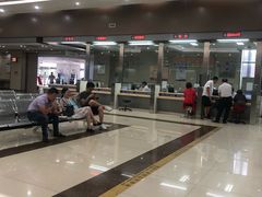 -房地产交易中心-停车场