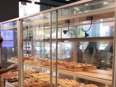 -焙丽拾光(麦凯乐直营店)