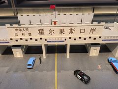 -霍尔果斯国门景区