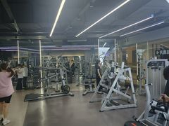 -超鹿运动(五四路恒力城店)