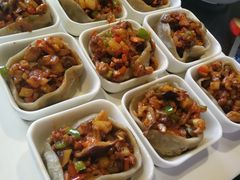 坝上莜面王-王村姑老土炕莜面村(桥东店)