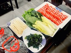 -楼外楼大刀肉传统火锅居(幸福街店)