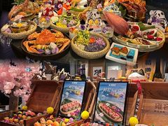 -雍容荟帝王蟹活龙虾展台自助(IFS黑金店)