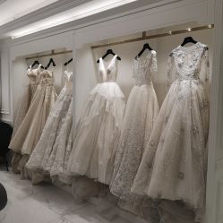 -拉瑞娜LaReine婚纱礼服高级定制
