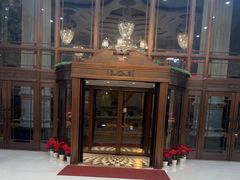 -碧中海汤泉汗蒸酒店