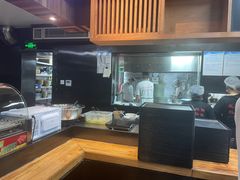-亮亮面馆(经六路店)