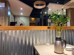 大堂-金太阳海鲜烧烤·本地人餐厅(星海公园店)