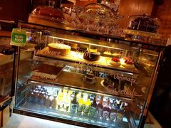 -Fahrenheit 600 Cafe & Restaurant