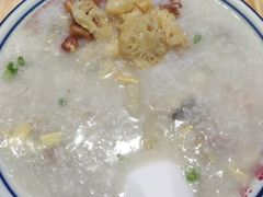 荔湾艇仔粥-荔银肠粉·非遗手藝(夫子庙店)