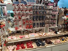 -名创优品(山东青岛华润万象城店)