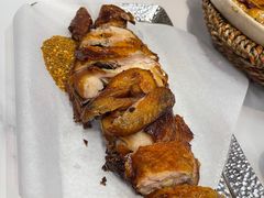 -楚山晓·湖北菜(武汉光谷K11店)
