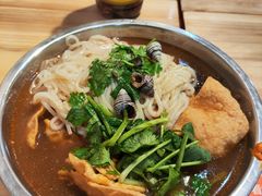 -柳州肥姨妈大骨螺蛳粉(东靖路店)