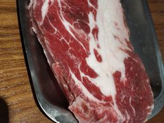 厚切雪花上脑-·缸桶屋·韩式牛肋条自助烤肉(西湖D11店)