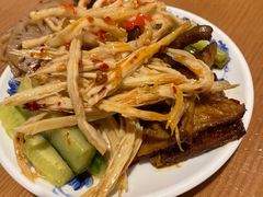 -矮子粉店1985·长沙米粉(湘春路店)