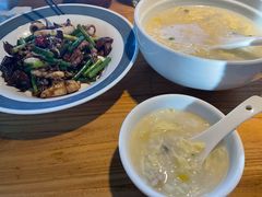 五花肉炒笔管-吕氏疙瘩汤·私家菜馆(慈云寺店)