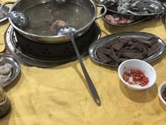 -五洞培记山庄·鲜牛肉火锅