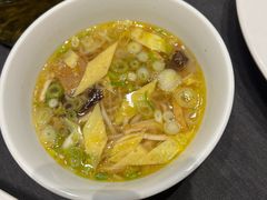 -艳阳天民俗村(公园路店)